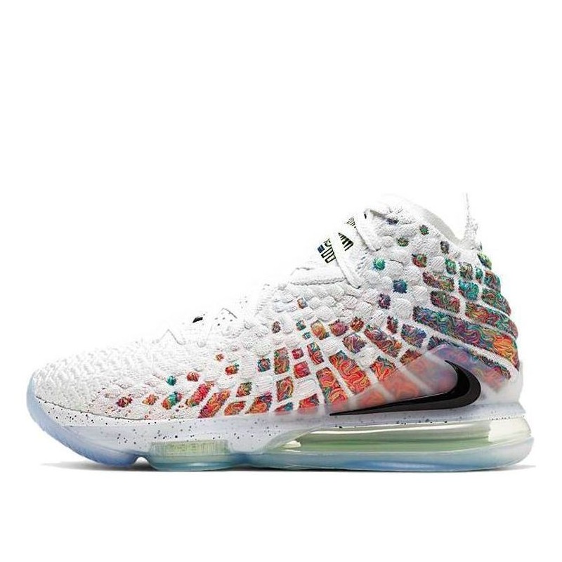 Nike LeBron 17 - Propulsion Intégrée et Contrôlée