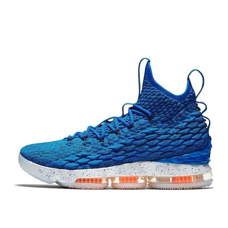 Nike LeBron 15 - Propulsion Intégrée Haut Rendement