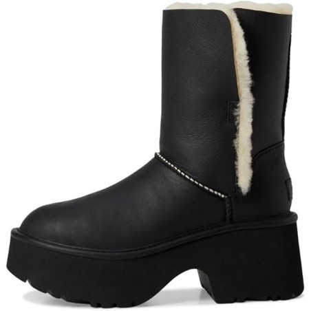 UGG Esmee Leather Boot Texture Cuir Luxueuse